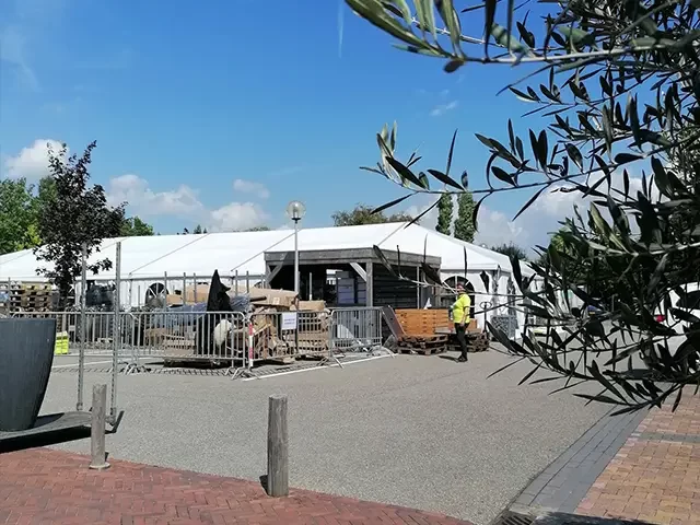 Parking sale 04